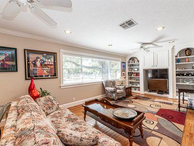 15622 Shanghai St, Jersey Village, TX, 77040