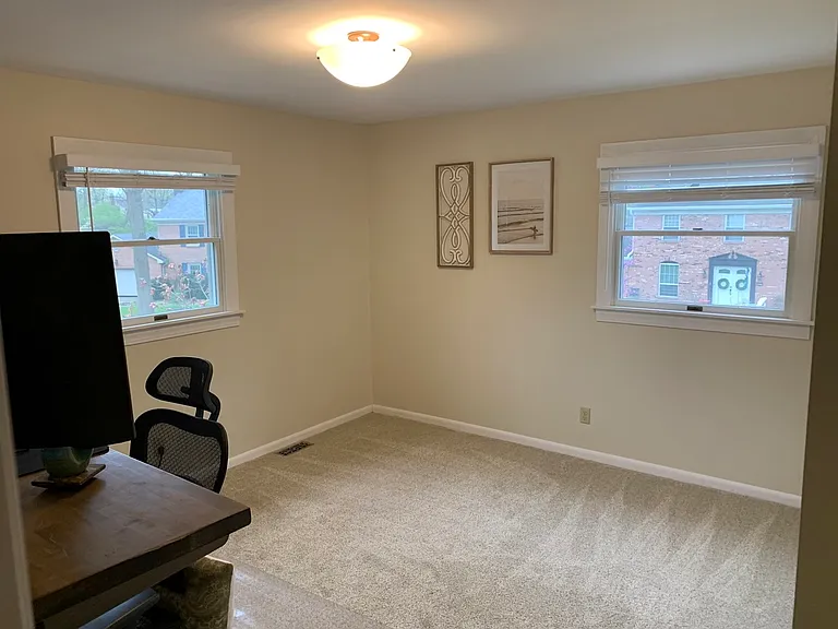 6476 Wardwood Ct — Photo 30