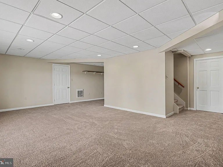 209 Casparus Way — Photo 42