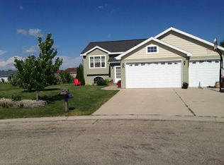 1006 12th Ct NW, Perham, MN 56573