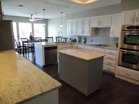 Fully renovated kitchen