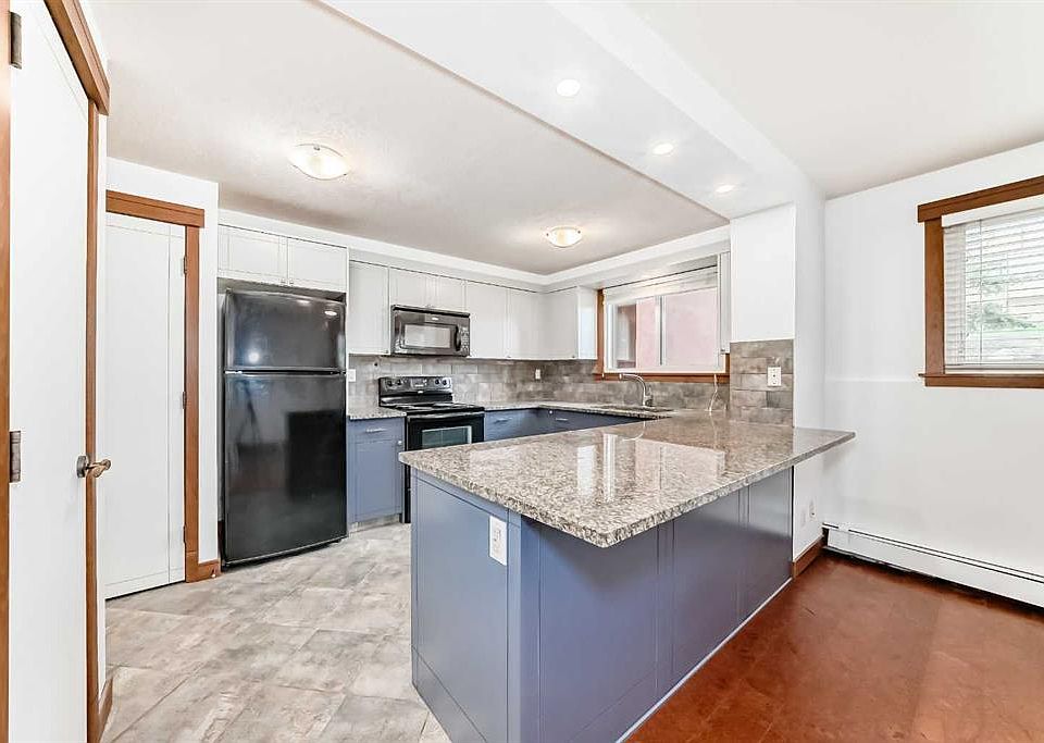 1st image of 315 S 50th Ave SW #112