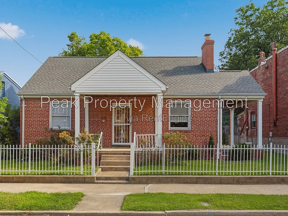 3022 Grayland Ave