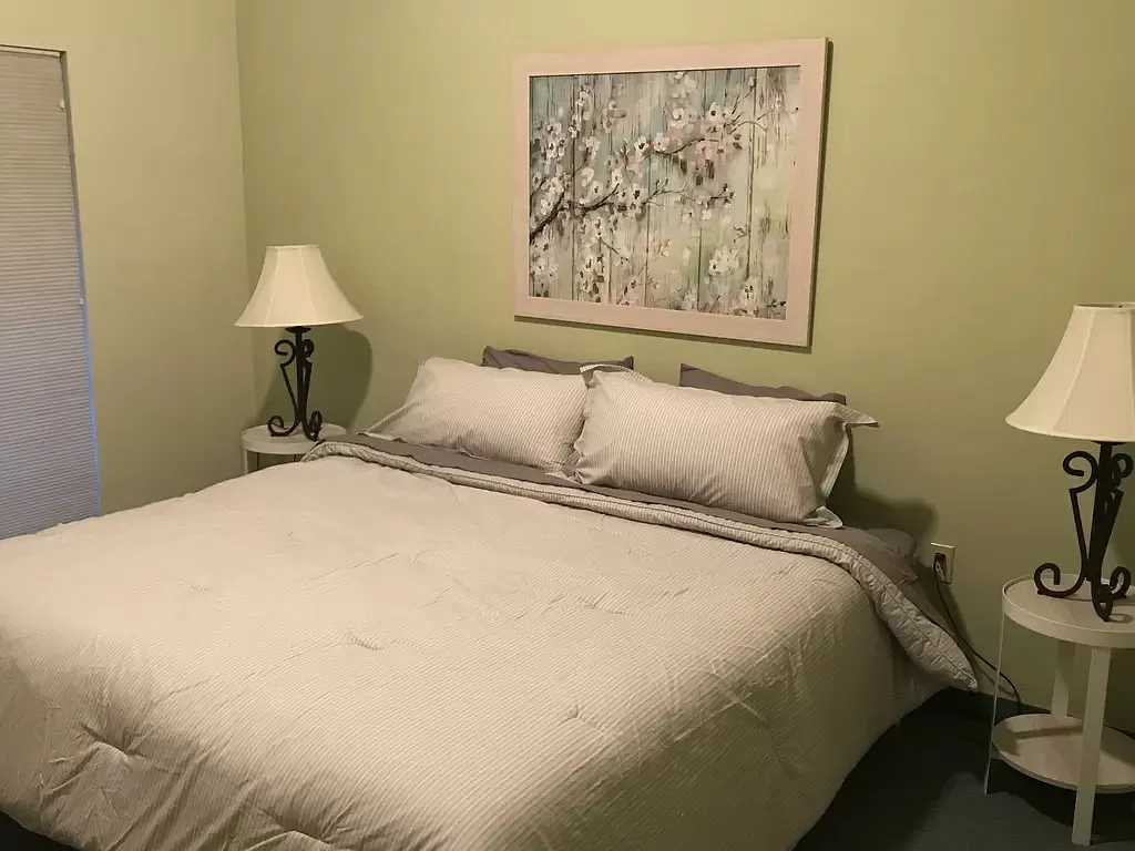 19 Midlake Drive - 1 — Photo 3