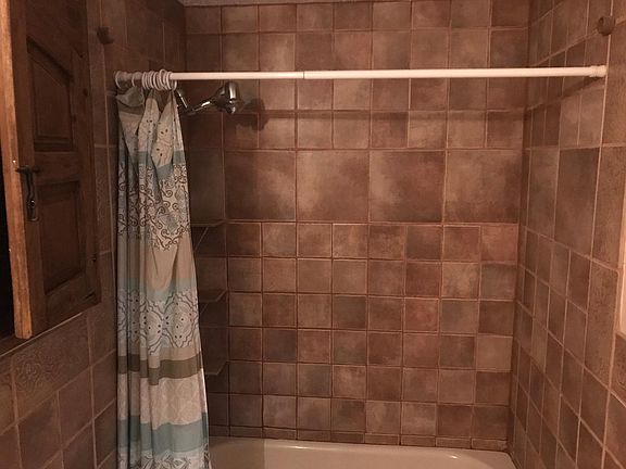 5th image of 20 Amato Dr APT E