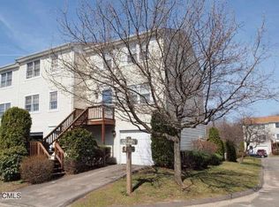 74 Mistyvale Ln, Derby, CT 06418