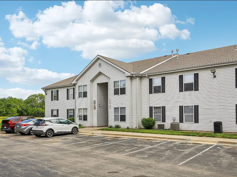 Prospector's Point Apartments — Photo 18