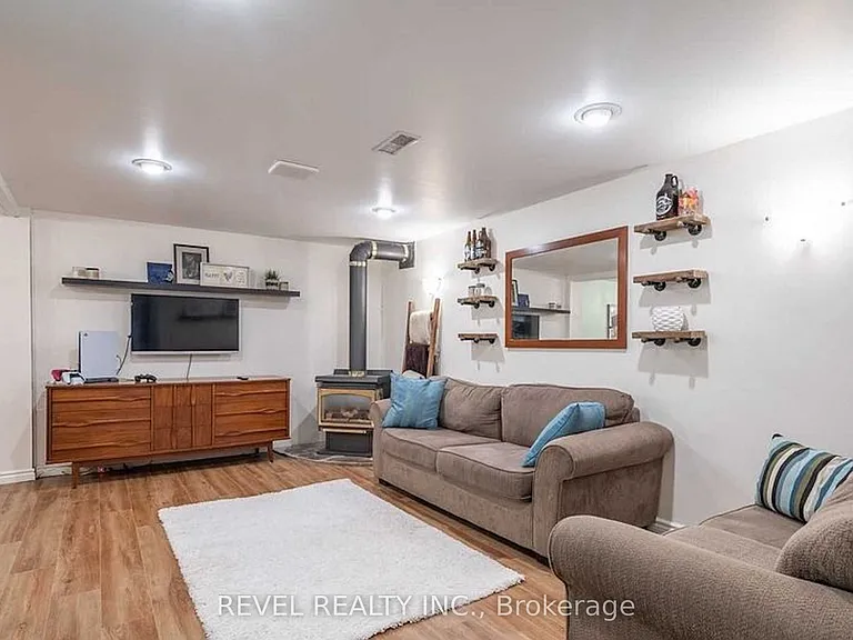 9 Balmoral Ct — Photo 11