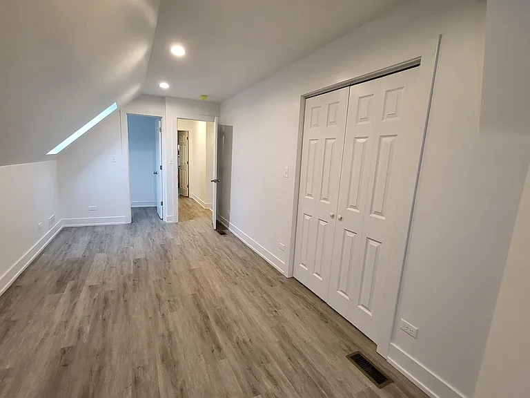 1916 S Leavitt St #3F — Photo 15