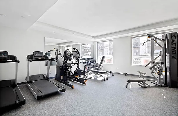 Rented by Luxhome LLC | media 16