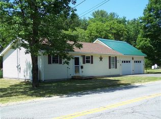 166 High St, South Paris, ME 04281