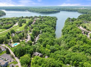 9050 S Pointe Ridge Ln, Bloomington, IN 47401