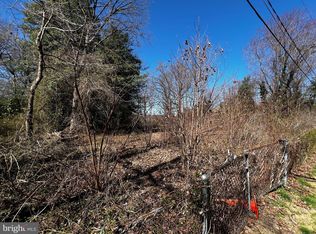 7836 Burgess Rd, Pasadena, MD 21122