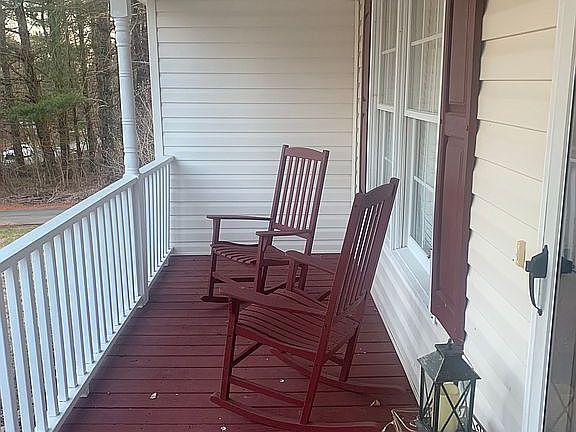 5th image of 593 Rock Creek Rd