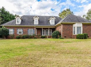 9940 Heathergate Ln, Mint Hill, NC 28227