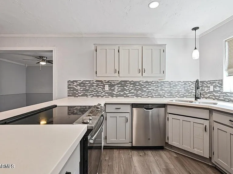 6133 W Tierra Buena Ln — Photo 7
