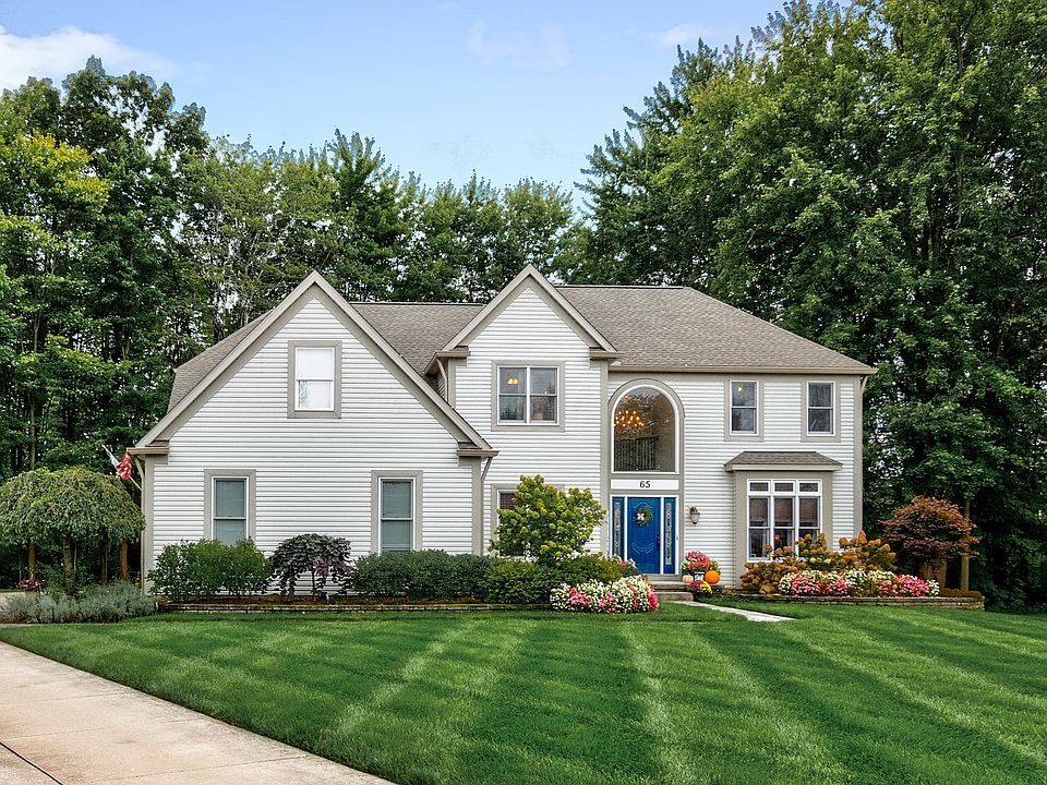 1st image of 65 Pinehurst Dr