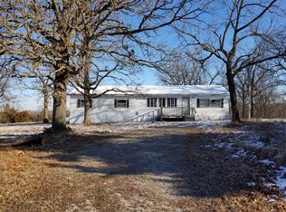 11755 E Highway 32, Stockton, MO 65785