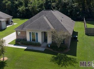 39120 Driftwood Lake Dr, Gonzales, LA 70737