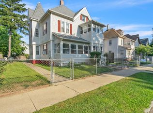 15 Prince St, Springfield, MA 01109