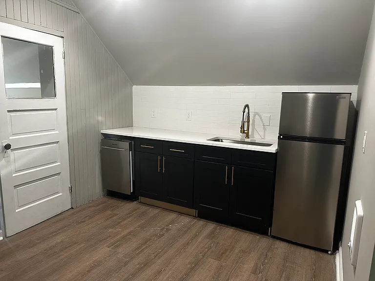 10131 Nanford Rd #3 — Photo 12