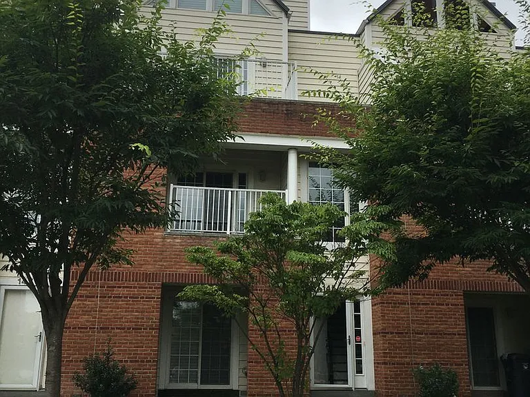 145 Christina Landing Dr — Photo 2