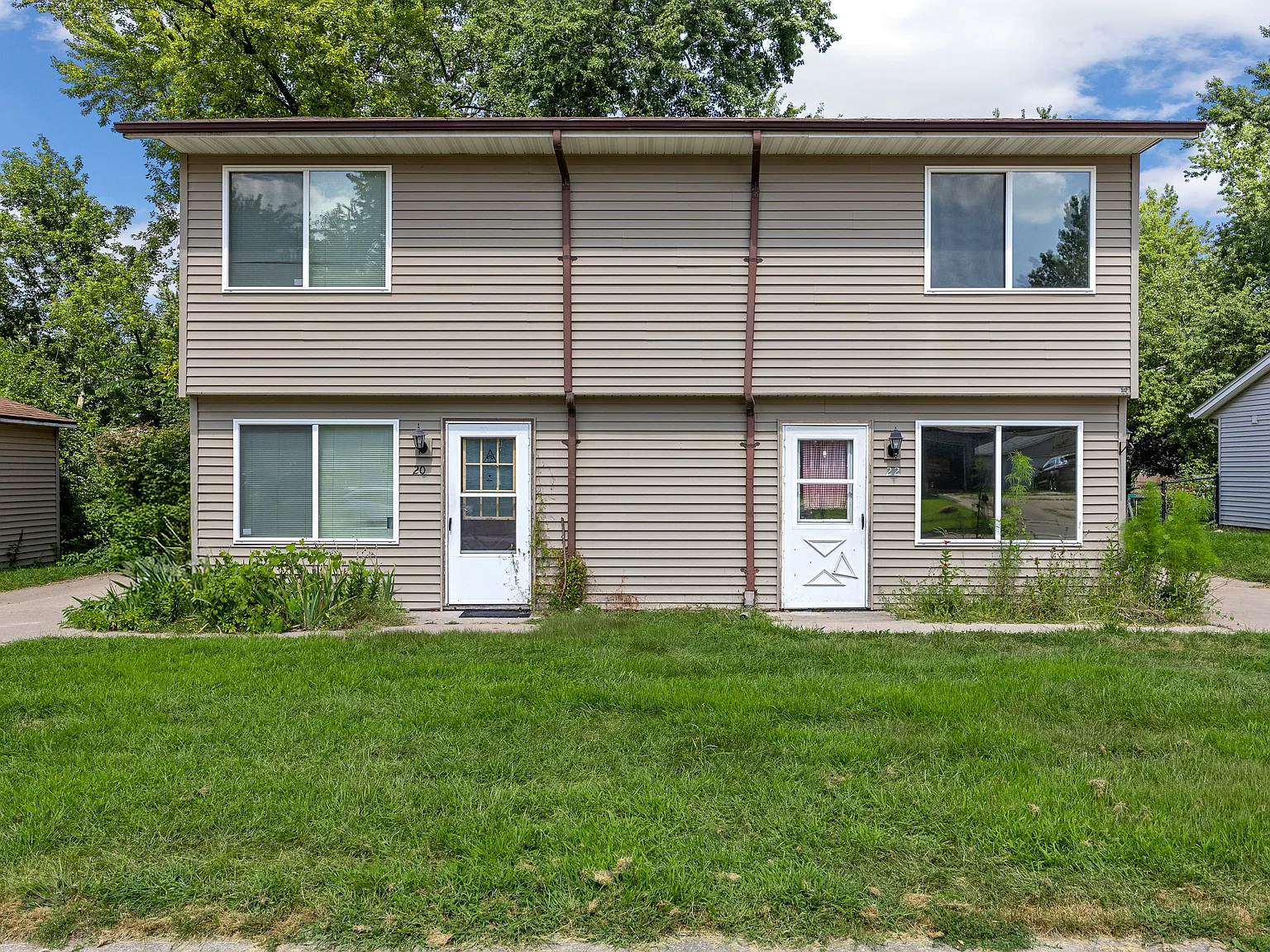2 bed, 1.5 bath, 1063 sqft, $1,375 — Photo 1