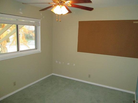 5th image of 3233 Sprucegate Ct