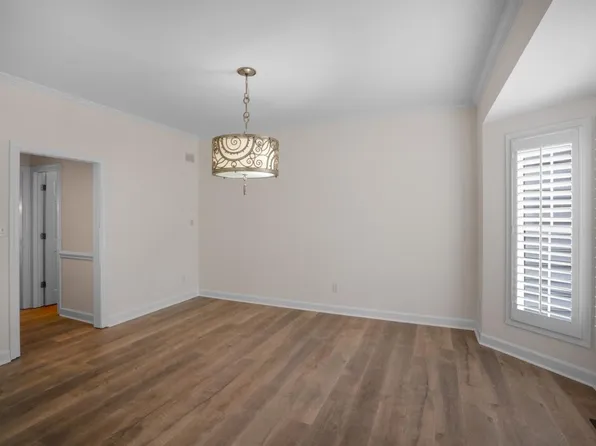 105 Park York Ln, Cary, NC 27519