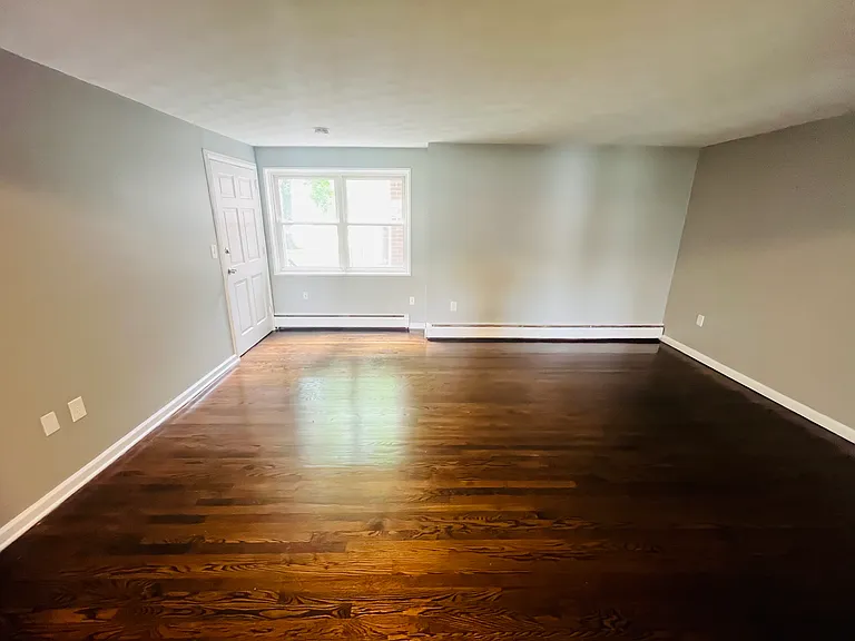 1287 Quinnipiac Ave #13 — Photo 2