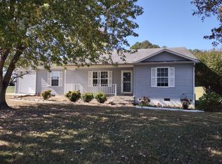 137 Hunt Hollow Dr, Estill Springs, TN 37330