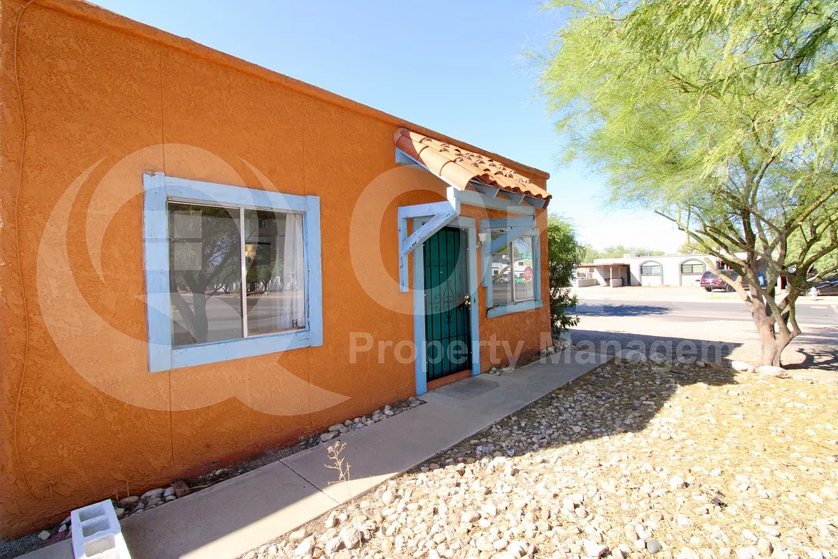 2 bed, 1.0 bath, 750 sqft, $999 — Photo 3