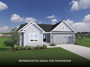 1251 Arrowood CIRCLE WEST West, Oconomowoc, WI 53066