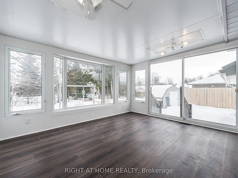 18 Ridgewood Ave — Photo 19