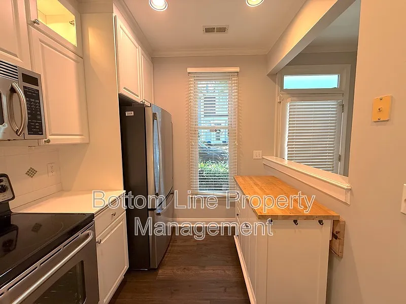 2 bed, 2.5 bath, 1156 sqft, $2,795 — Photo 4