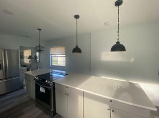 4646 13th Ave S, Saint Petersburg, FL 33711