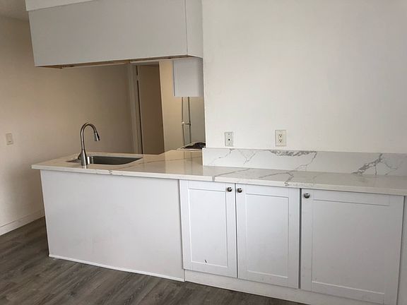5th image of 3843 Cherokee Ave APT 5