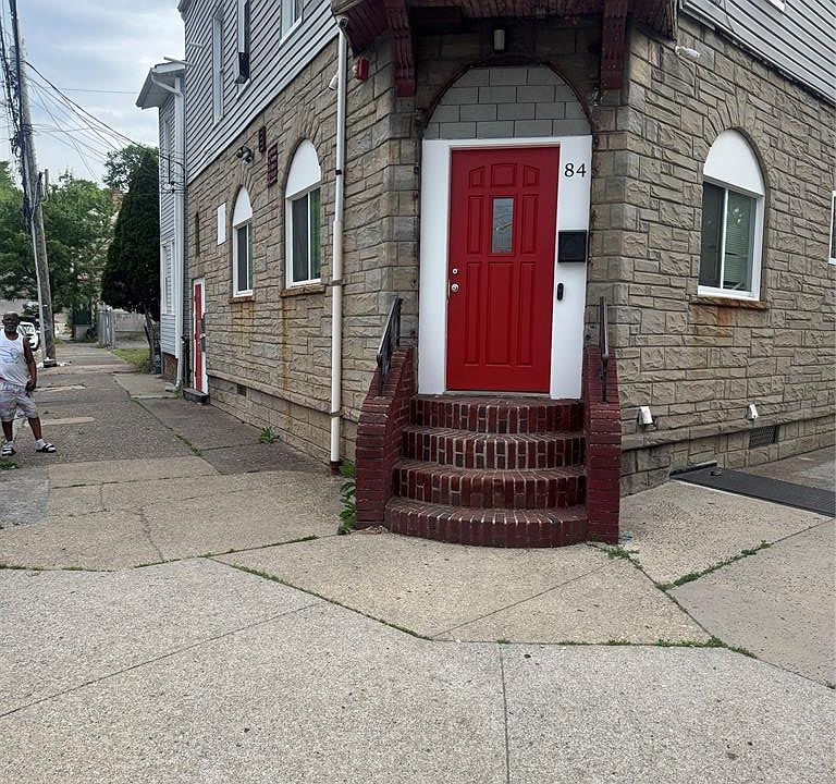 1st image of 84-88 Jefferson St