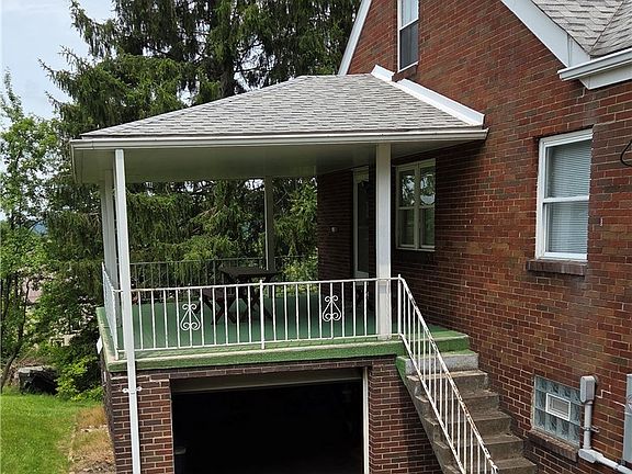 4th image of 131 Saint Ann Way