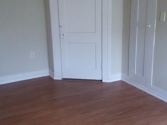 4th image of 119 Regina St APT A