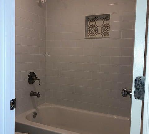 2nd image of 100 Fairway Park Blvd Unit 1605