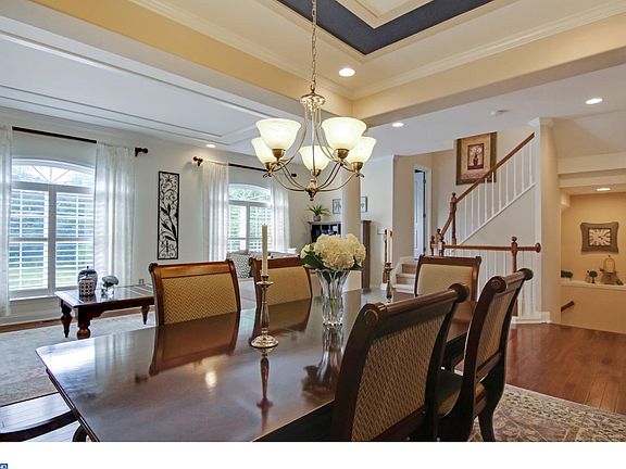3rd image of 3120 Fieldstone Ct