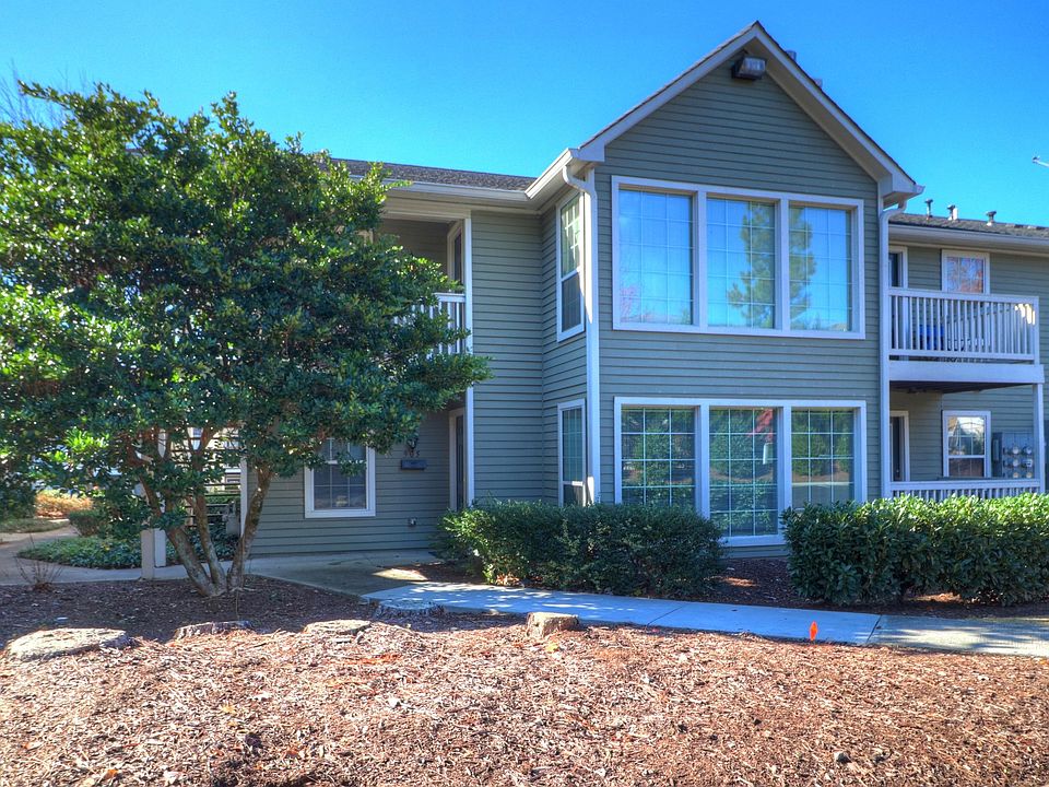 1st image of 905 Olde Mill Ln