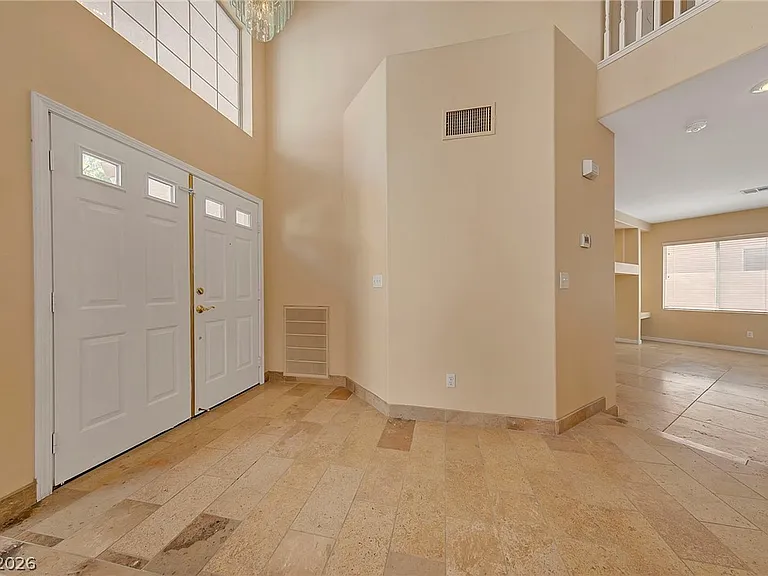 9387 Chateau Street Jean Dr — Photo 4