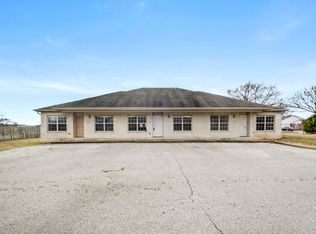 1270 N Trinity Dr, Fayetteville, AR 72704