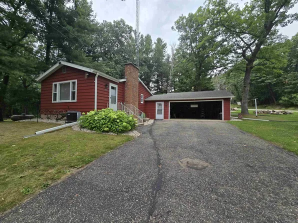 W9806 Deerfield Ave, Wautoma, WI 54982