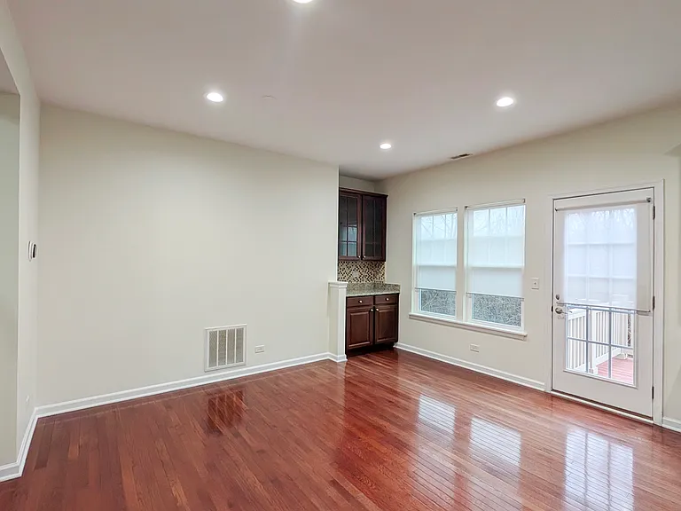 3457 Bradbury Cir — Photo 3