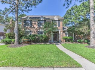 17343 Meadow Heights Dr, Houston, TX 77095