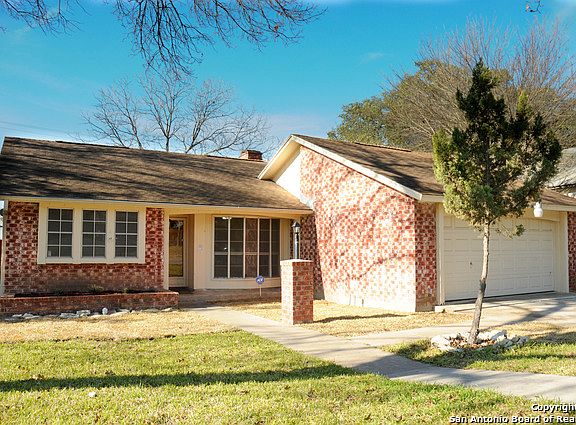 3rd image of 4914 Newcome Dr