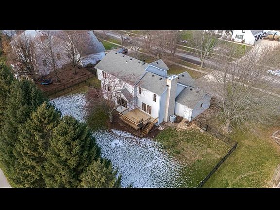 3rd image of 3207 Viney Ln
